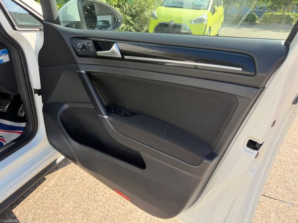 Volkswagen Golf GTI Automatic 392199592