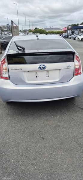 Toyota Prius hybrid 392102502