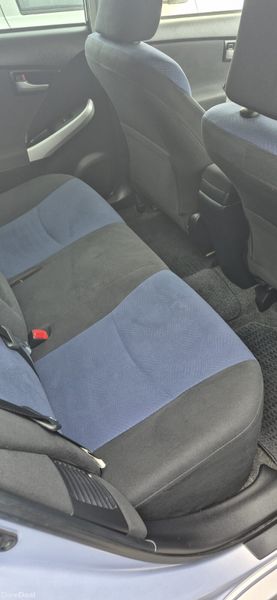 Toyota Prius hybrid 392102520