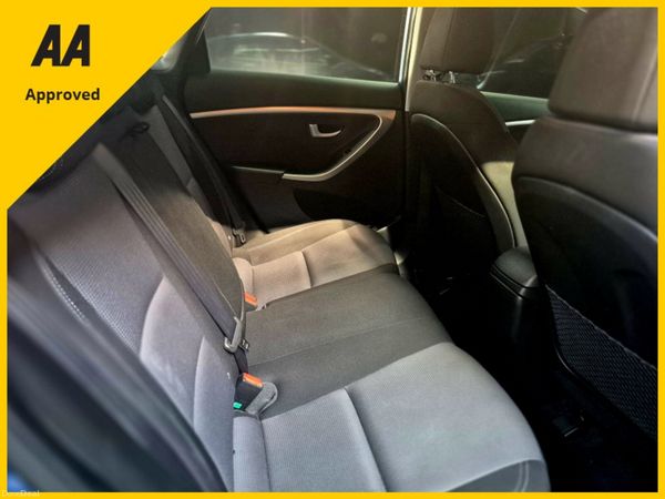 🚗 Hyundai i30 Diesel Auto – Fantastic Value! 🚗 392115142