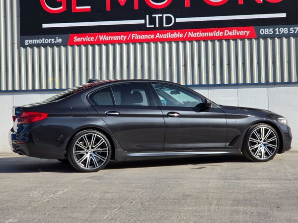 BMW 5-Series 2018 M- SPORT 392266100