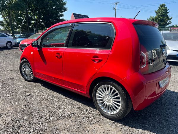Volkswagen up! 2013 Auto 392276612