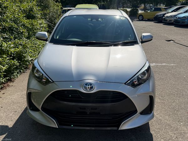 Toyota Yaris Hybrid 2021 New Model 392200596