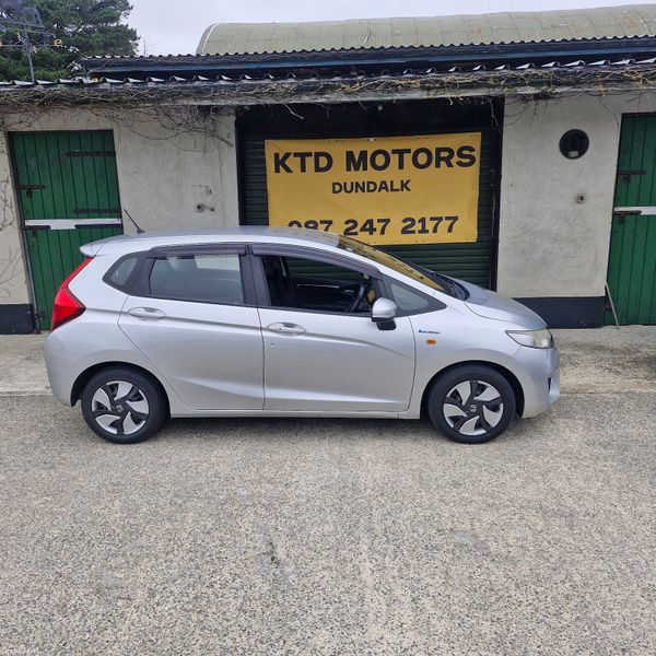 Honda Fit 2015 392205590