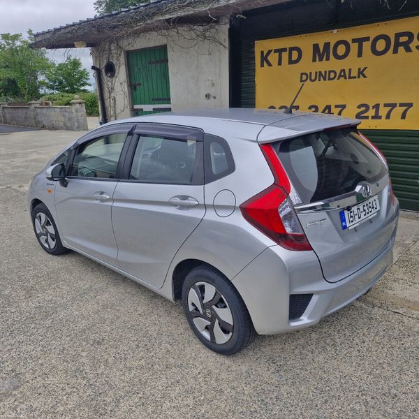 Honda Fit 2015 392205592