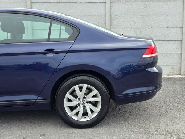 VW Passat 1.6 TDI 120HP Trendline NCT 07/28 392206390