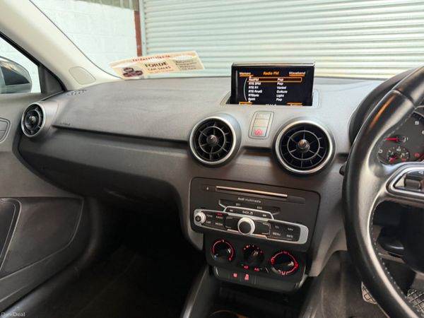 152 AUDI A1      1 LITRE TFSI ! 392209536