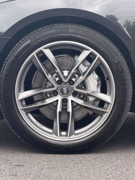 Audi A6 2020 Quattro 392231572