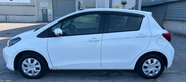 2014 Toyota Vitz / Yaris 392371066