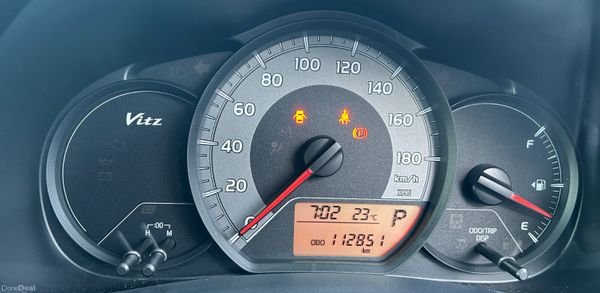 2014 Toyota Vitz / Yaris 392371078