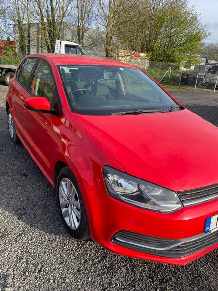 Volkswagen Polo 2016 automatic low mileage 392375686