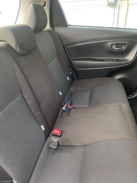 Toyota Vitz 2019. 1.5L Hybrid push start automatic 392375796