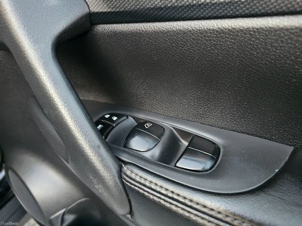 NISSAN XTRAIL 7 SEATS // MASSIVE SPEC 392300816