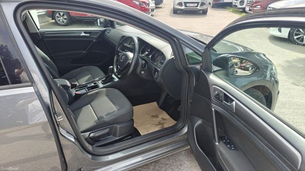 Volkswagen Golf 1.6 TDI 5DR 115HP Trendline DSG 392303254