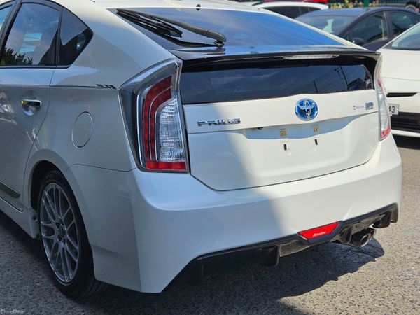 2014 Toyota Prius Hybrid Automatic/ sports 392319256