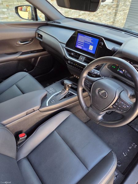 Lexus UX 2023 // LOW LOW MILEAGE 392326396