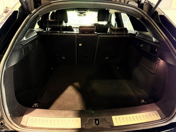 2019 Land Rover Range Rover Velar 392446448