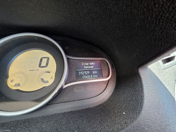 2010 Renault Megane Coupé 1.5 dCi | NCT 07/2027 392449692
