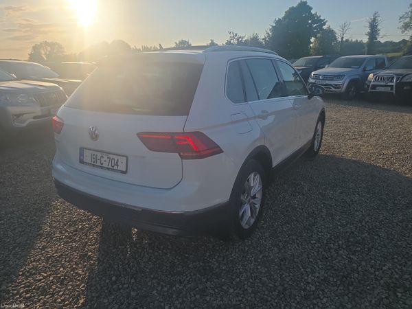 Volkswagen Tiguan 2.0 TDi Highline 392491156