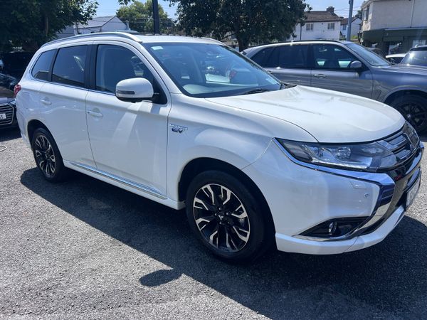 2016 MITSUBISHI OUTLANDER HYBRID TOP SPEC 392495016