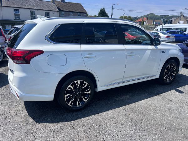 2016 MITSUBISHI OUTLANDER HYBRID TOP SPEC 392495022