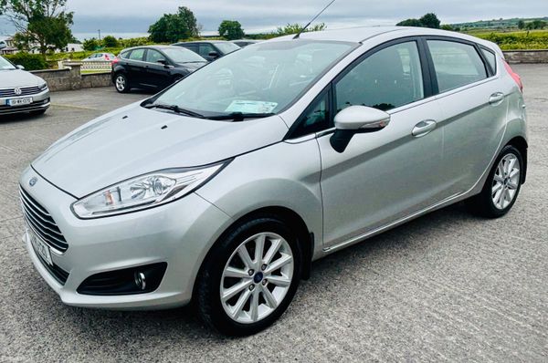 2017 Ford Fiesta Titanium 1.2L Low kms 392400400