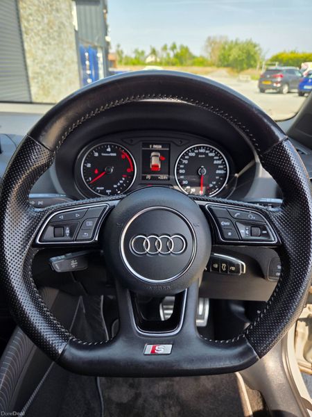 Audi Q2 2017 1.6tdi  S line 392400754