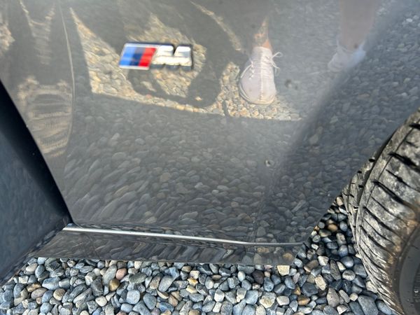BMW 3-Series 2018 392401512