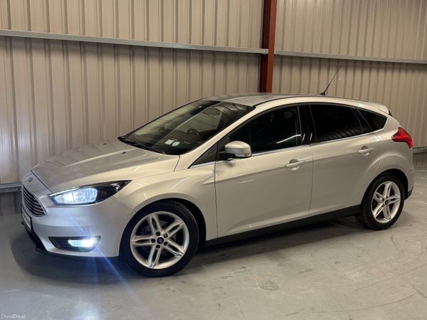 2016 (162) Ford Focus 1.5TDCI Zetec 392409830