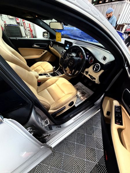 152 Mercedes-Benz CLA 1.6 Petrol Manual 392436594