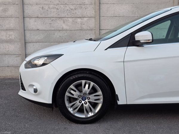 Ford Focus 1.6 115PS S/S Titanium-X 392578224