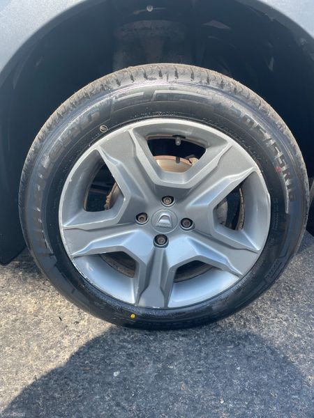211 Dacia Sandero Stepway.. NCT 03/27.. Warranty 392597576