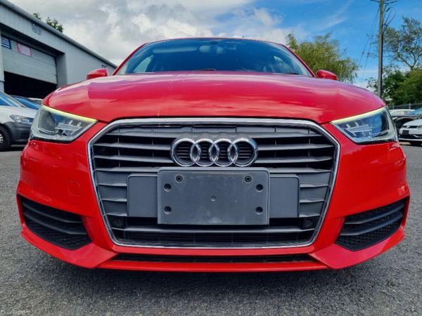 Audi A1 Jap import 392502224
