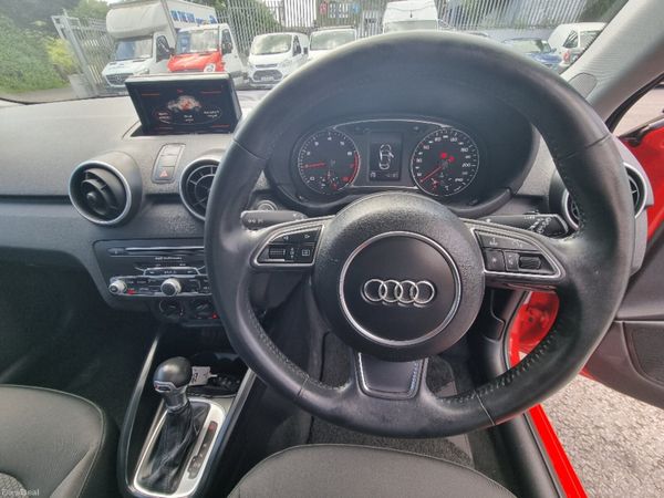 Audi A1 Jap import 392502234