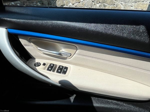 BMW 3-Series 330e M Sport 392511986