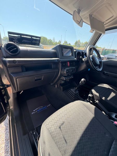 Suzuki Jimny 2019 Manual Low KM 392512390