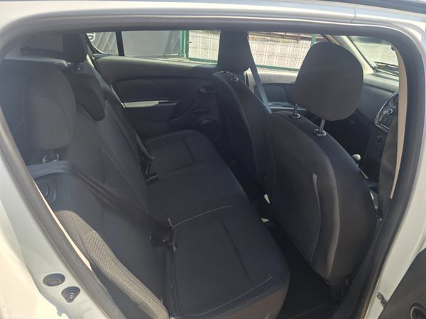 Dacia Sandero 2017 392526346