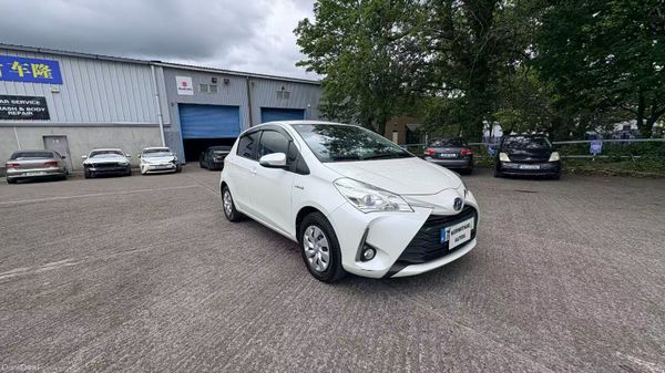 Toyota Vitz 1.5 Hybrid Petrol Auto 2017 392646392