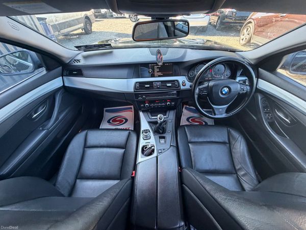 BMW 5-Series 2011 392662396