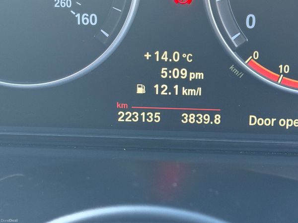 BMW 5-Series 2011 392662400