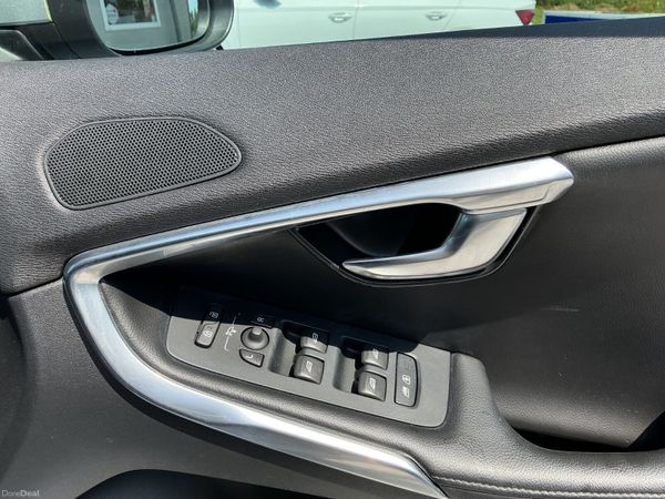 2017 VOLVO V40 AUTOMATIC 2.0 DIESEL SUNROOF 392663040