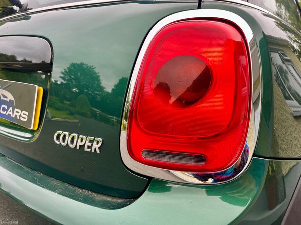 Mini Cooper 2018 392663726