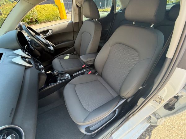 Audi A1 1.4 TFSI DSG SLINE 392669408