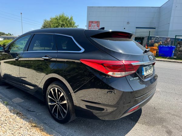 Hyundai i40 2018 Executive Automatic 392680150