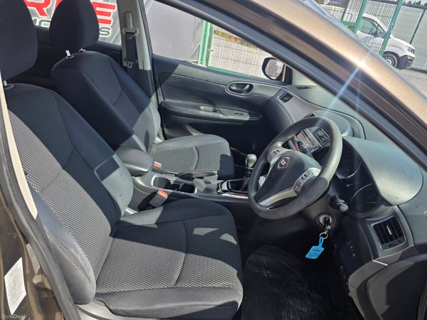 Nissan Pulsar 2015 392601416