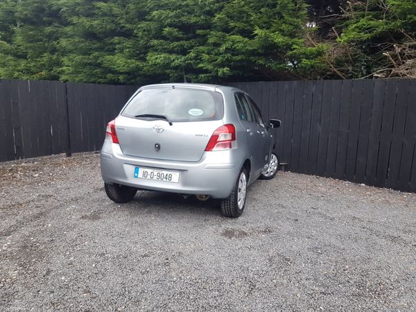 LOW KM YARIS... NCT PASS TODAY 392619400