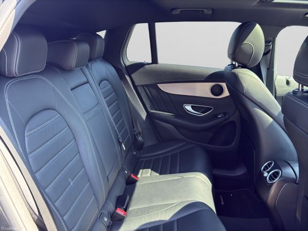 Mercedes EQC 400 4Matic - AMG Line - Premium Spec 392623550