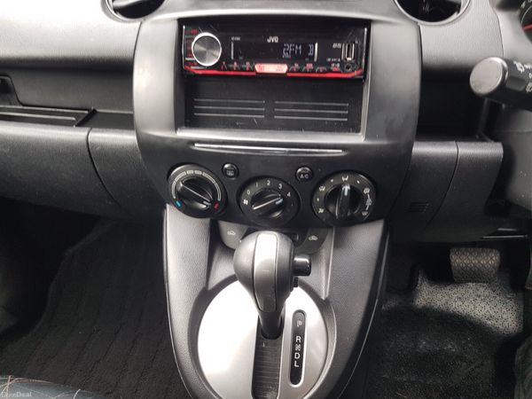MAZDA 2 DEMIO... AUTOMATIC.. NCT 2027 392623584