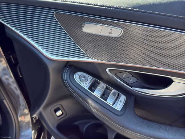 Mercedes EQC 400 4Matic - AMG Line - Premium Spec 392623532
