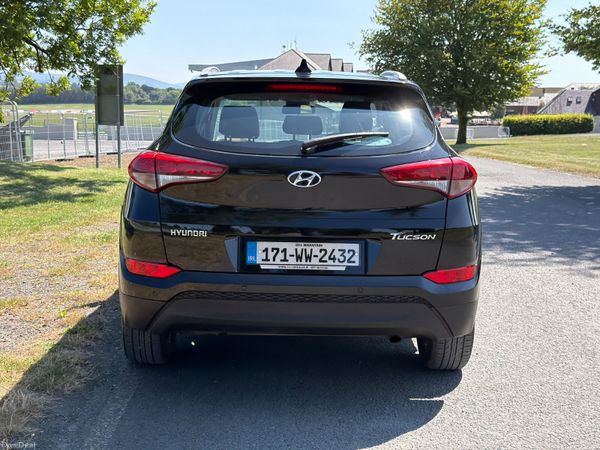 Hyundai Tucson 2017 392624360